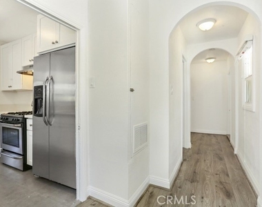 409 W Harvard - Photo Thumbnail 11