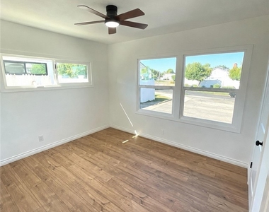 8015 Mcnulty - Photo Thumbnail 10