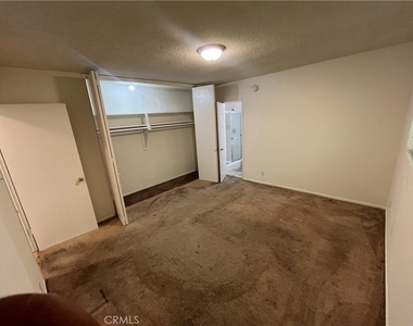 1933 Pelham Avenue - Photo Thumbnail 17