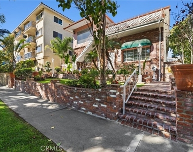 921 S Leland Street - Photo Thumbnail 1
