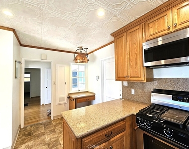 1431 W Paseo Del Mar - Photo Thumbnail 11