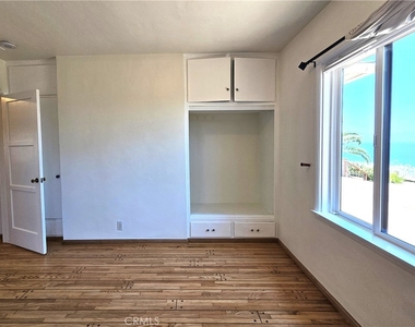 1431 W Paseo Del Mar - Photo Thumbnail 13