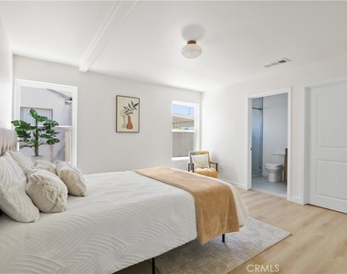 1614 W 214th - Photo Thumbnail 14