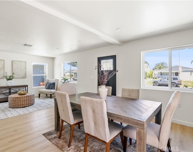 1614 W 214th - Photo Thumbnail 6