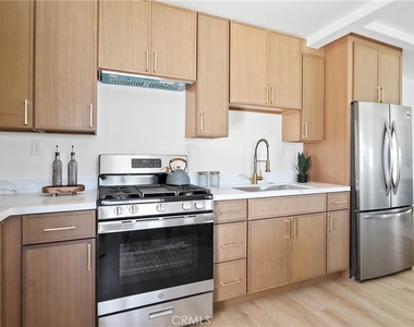 1614 W 214th - Photo Thumbnail 9