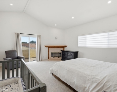 19922 Mansel Avenue - Photo Thumbnail 24