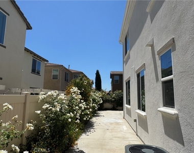 6955 Larochelle - Photo Thumbnail 34