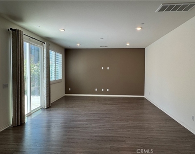 6955 Larochelle - Photo Thumbnail 11