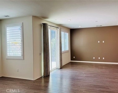 6955 Larochelle - Photo Thumbnail 12