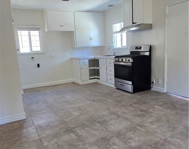 8801 Mays Avenue - Photo Thumbnail 24
