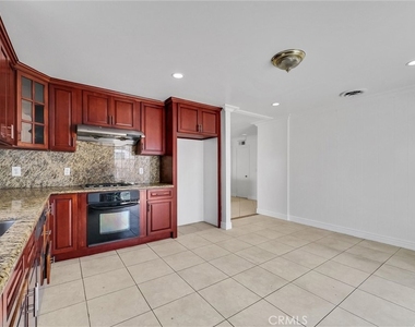 8801 Mays Avenue - Photo Thumbnail 7