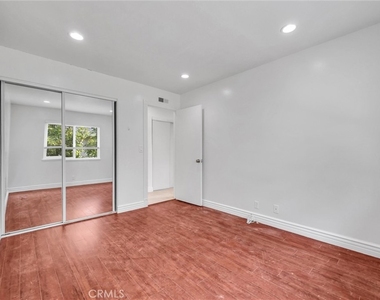 8801 Mays Avenue - Photo Thumbnail 15