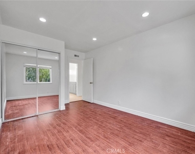 8801 Mays Avenue - Photo Thumbnail 11