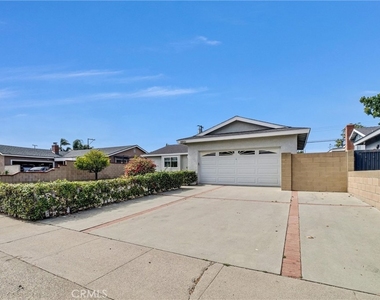 8801 Mays Avenue - Photo Thumbnail 1