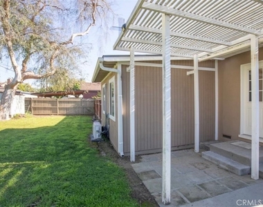 14461 Cullen - Photo Thumbnail 9