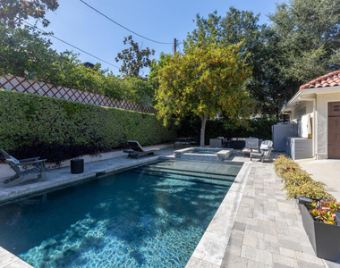 1541 Rose Villa Street - Photo Thumbnail 36