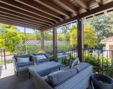 1541 Rose Villa Street - Photo Thumbnail 34
