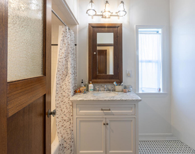 1541 Rose Villa Street - Photo Thumbnail 21