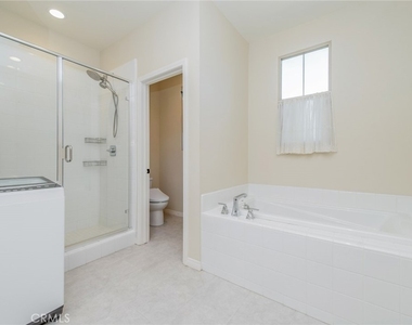 132 Parkwood - Photo Thumbnail 27
