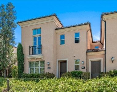 132 Parkwood - Photo Thumbnail 2