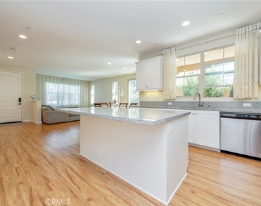 132 Parkwood - Photo Thumbnail 9