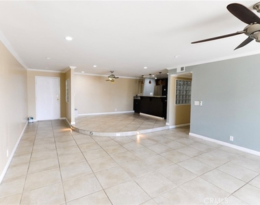 2501 S. El Camino Real - Photo Thumbnail 9