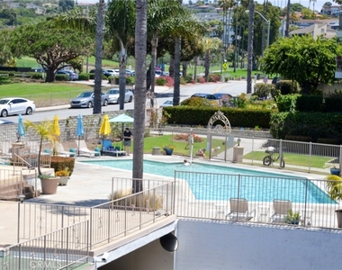 2501 S. El Camino Real - Photo Thumbnail 25