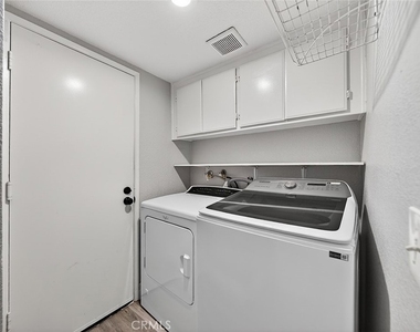 2897 Cape Drive - Photo Thumbnail 19