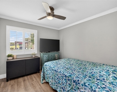 2897 Cape Drive - Photo Thumbnail 20