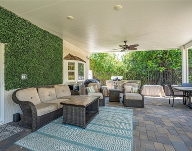 2897 Cape Drive - Photo Thumbnail 24