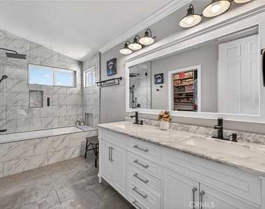 2897 Cape Drive - Photo Thumbnail 12