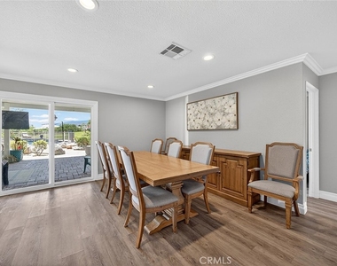 2897 Cape Drive - Photo Thumbnail 10