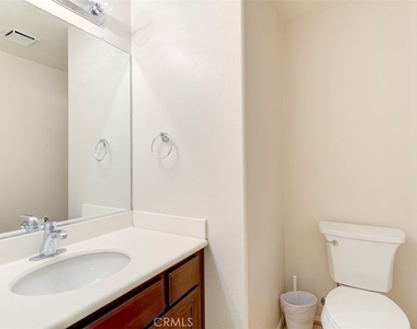 7 Chilmark Street - Photo Thumbnail 11