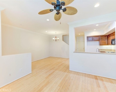 7 Chilmark Street - Photo Thumbnail 10