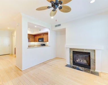 7 Chilmark Street - Photo Thumbnail 3