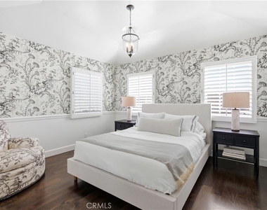 309 Marigold Avenue - Photo Thumbnail 25
