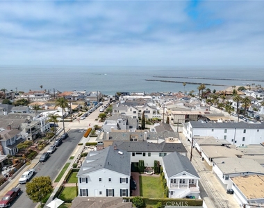 309 Marigold Avenue - Photo Thumbnail 11