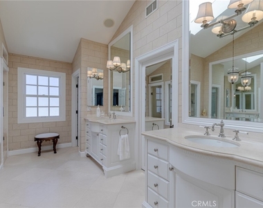 309 Marigold Avenue - Photo Thumbnail 2