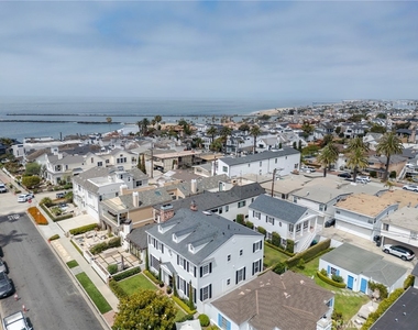 309 Marigold Avenue - Photo Thumbnail 10