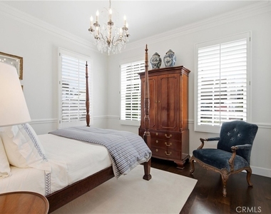 309 Marigold Avenue - Photo Thumbnail 20