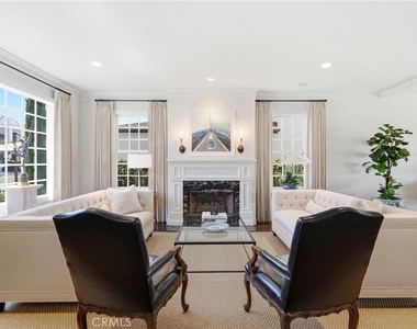 309 Marigold Avenue - Photo Thumbnail 12
