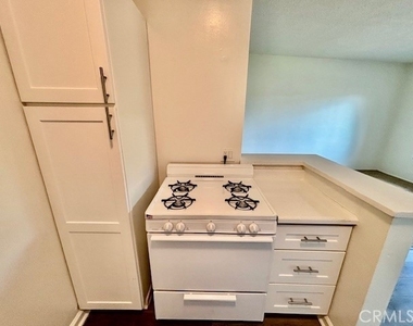 1826 W Sallie - Photo Thumbnail 14