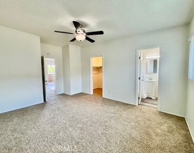 1826 W Sallie - Photo Thumbnail 10