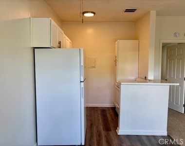 1826 W Sallie - Photo Thumbnail 23
