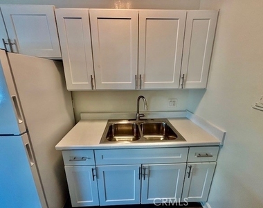 1826 W Sallie - Photo Thumbnail 13