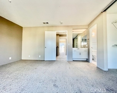 17181 Elm Street - Photo Thumbnail 28
