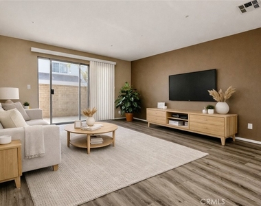17181 Elm Street - Photo Thumbnail 4