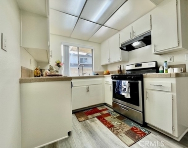 17181 Elm Street - Photo Thumbnail 21