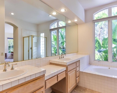 7163 Tern Place - Photo Thumbnail 13