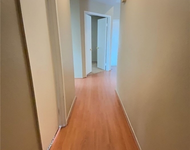 560 Boston Street - Photo Thumbnail 6